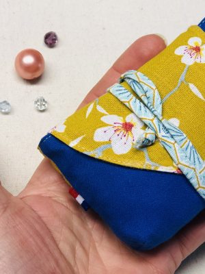 Pochette ou « nid à savon »  Ayami