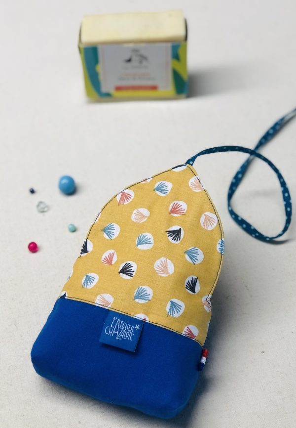 IMG_6833 Pochette ou « nid à savon » Charlie